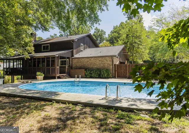 Photo 3 of Single family home for sale at 108 Rollingwood Cir NW, Rome, GA 30165 | MLS# 10837650 | Listing updated on 2026-09-20