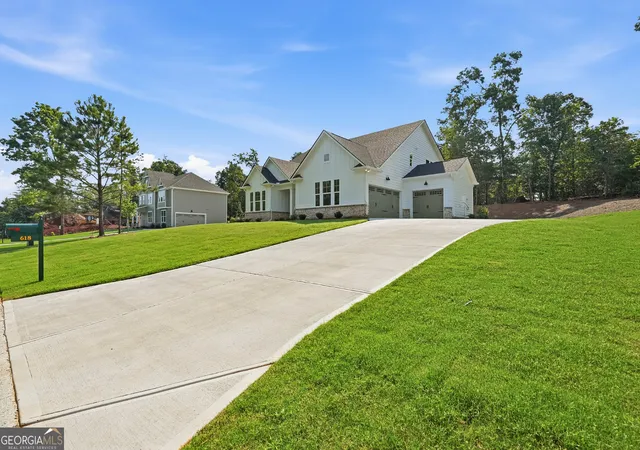 Photo 3 of Single family home for sale at 618 Sweetgrass Dr, Demorest, GA 30535 | MLS# 10765009 | Listing updated on 2026-09-03