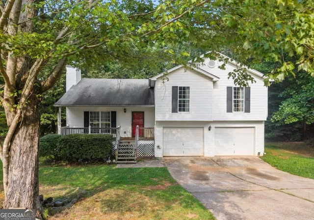 Photo 3 of Single family home for sale at 174 Wisteria Trl, Mount Airy, GA 30563 | MLS# 10843993 | Listing updated on 2026-10-04