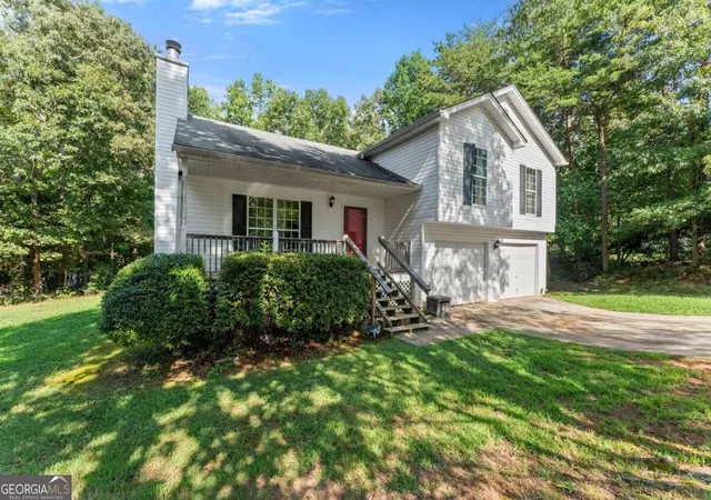 Photo 4 of Single family home for sale at 174 Wisteria Trl, Mount Airy, GA 30563 | MLS# 10843993 | Listing updated on 2026-10-04