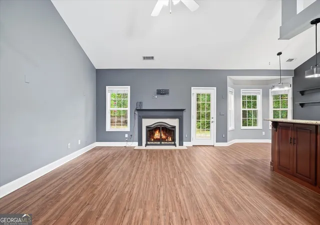 Photo 4 of Single family home for sale at 4483 Enfield Dr, Gainesville, GA 30506 | MLS# 10850753 | Listing updated on 2026-10-08