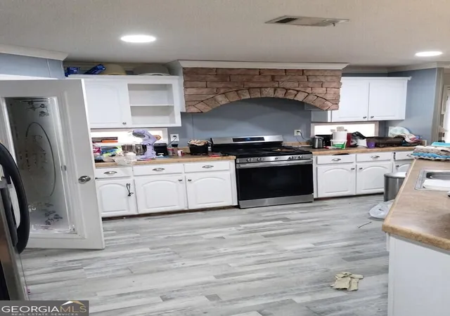 Photo 3 of Manufactured home for sale at 361 James Knight Rd, Jesup, GA 31545 | MLS# 10837607 | Listing updated on 2026-09-26