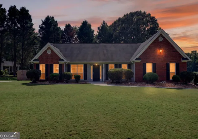 Single family home for sale at 300 Hickory Pointe Ct, Villa Rica, GA 30180 | MLS# 10847041