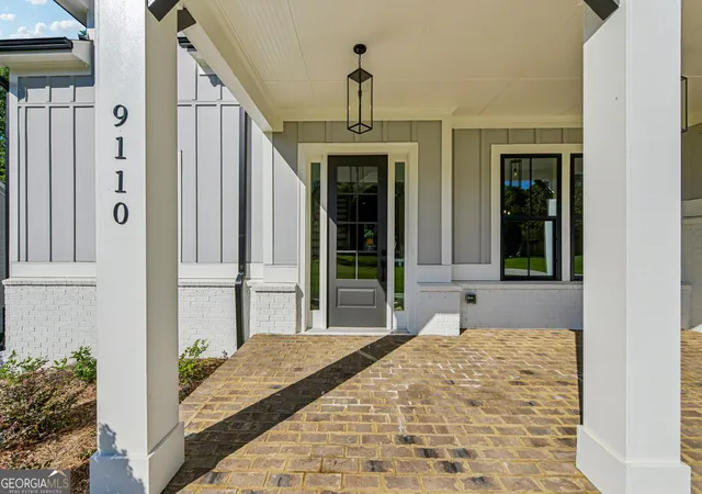 Photo 3 of Single family home for sale at 9110 Greenway Ct, Gainesville, GA 30506 | MLS# 10875881 | Listing updated on 2026-10-30