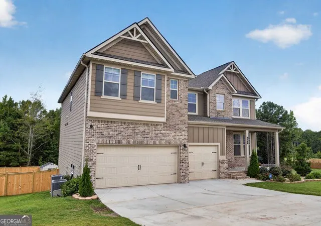 Photo 2 of Single family home for sale at 161 Donovan Ave, Locust Grove, GA 30248 | MLS# 10846038 | Listing updated on 2026-10-03