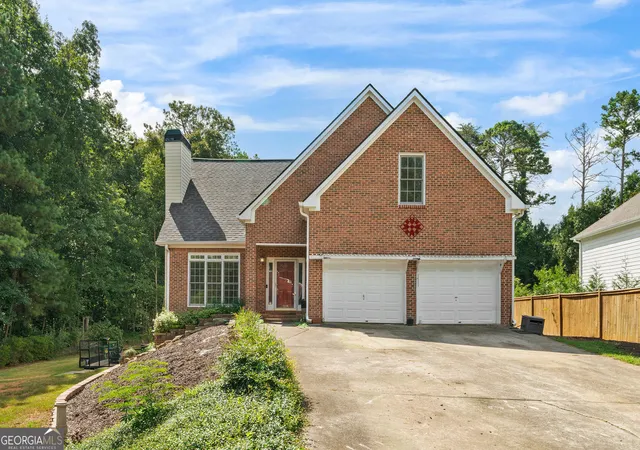 Photo 1 of Single family home for sale at 11 Harbor Ln, White, GA 30184 | MLS# 10839663 | Listing updated on 2026-09-17