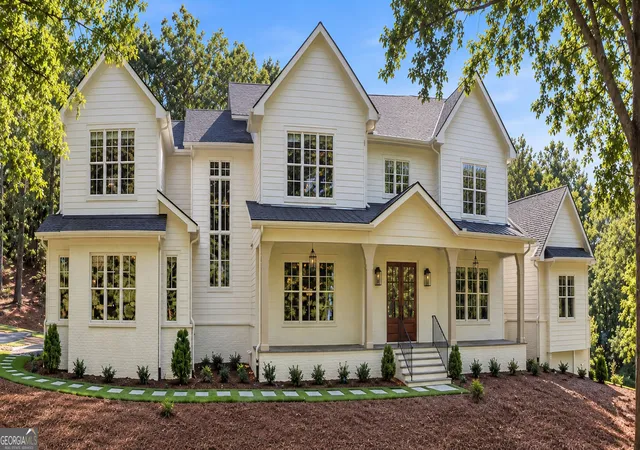 Photo 1 of Mansion for sale at 350 Lum Crowe Rd, Roswell, GA 30075 | MLS# 10846655 | Listing updated on 2026-10-21