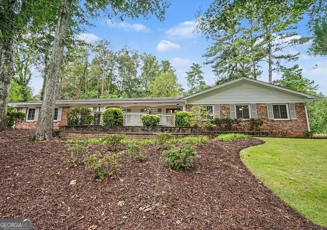 Photo 3 of Single family home for sale at 2624 Leslie Dr Ne, Atlanta, GA 30345 | MLS# 10853022 | Listing updated on 2026-10-09