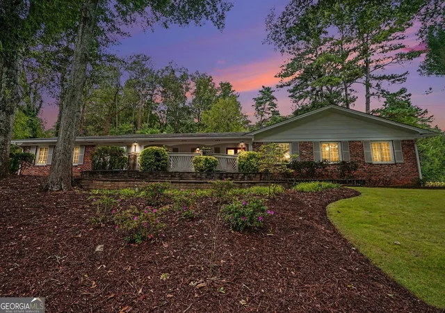 Photo 3 of Single family home for sale at 2624 Leslie Dr NE, Atlanta, GA 30345 | MLS# 10853022 | Listing updated on 2026-10-09