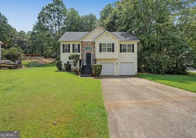 Photo 3 of Single family home for sale at 251 Adair Ct, Dallas, GA 30157 | MLS# 10839611 | Listing updated on 2026-09-17