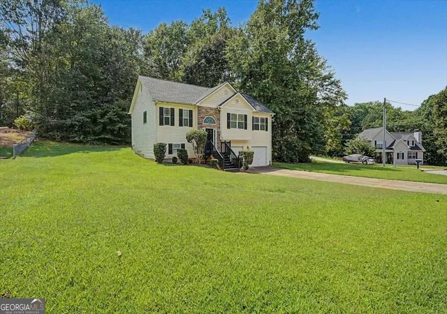 Photo 4 of Single family home for sale at 251 Adair Ct, Dallas, GA 30157 | MLS# 10839611 | Listing updated on 2026-09-17