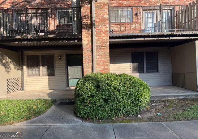 Photo 2 of Condo for sale at 3087 Colonial Way #J, Atlanta, GA 30341 | MLS# 10847658 | Listing updated on 2026-10-05