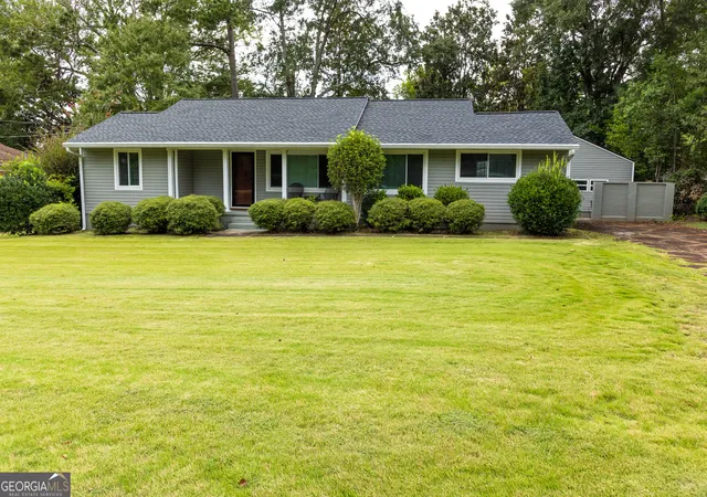 Photo 1 of Single family home for sale at 802 Avalon Rd, Thomaston, GA 30286 | MLS# 10840991 | Listing updated on 2026-09-19