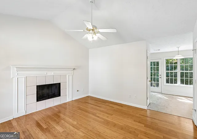 Photo 2 of Single family home for sale at 5511 Pond Ml Ct, Flowery Branch, GA 30542 | MLS# 10852716 | Listing updated on 2026-09-24