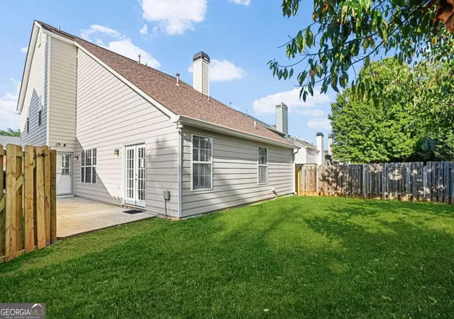 Photo 4 of Single family home for sale at 2310 Ashton Dr, Roswell, GA 30076 | MLS# 10846616 | Listing updated on 2026-10-09