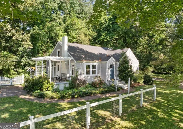 Photo 1 of Sale Pending at 1034 Mill Crk Rd, Rocky Face, GA 30740 | MLS# 10845500 | Listing updated on 2026-10-13