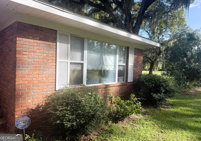 Photo 4 of Single family home for sale at 1124 Myers Hl Rd, Brunswick, GA 31523 | MLS# 10850945 | Listing updated on 2026-10-06