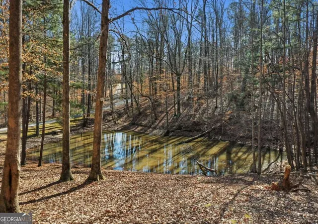 Photo 2 of Single family home for sale at 437 Twin Lakes Dr, Canton, GA 30115 | MLS# 10850544 | Listing updated on 2026-10-05