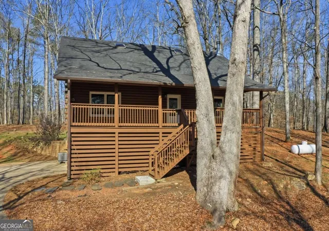 Photo 3 of Single family home for sale at 437 Twin Lakes Dr, Canton, GA 30115 | MLS# 10850544 | Listing updated on 2026-10-05