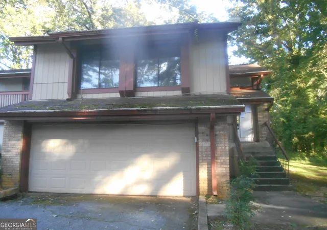 Photo 2 of Condo for sale at 1159 Village Way, Stone Mountain, GA 30088 | MLS# 10850740 | Listing updated on 2026-10-06