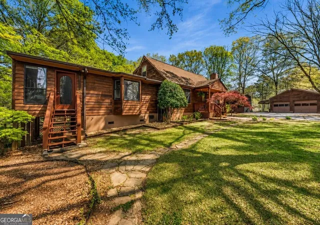 Photo 3 of House for sale at 1641 Flt Rock Rd, Watkinsville, GA 30677 | MLS# 10849467 | Listing updated on 2026-10-02