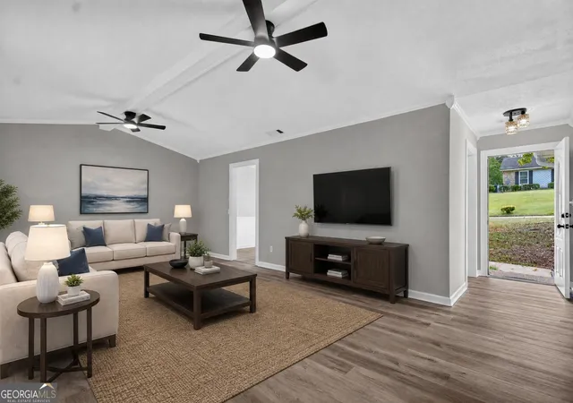 Photo 4 of Single family home for sale at 400 Woodland Dr, Lagrange, GA 30241 | MLS# 10832333 | Listing updated on 2026-09-23