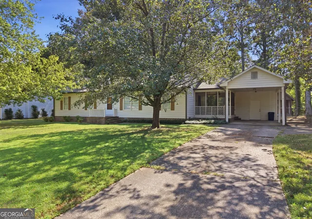 Single family home for sale at 11 Pine Bower Dr NW, Rome, GA 30165 | MLS# 10853450