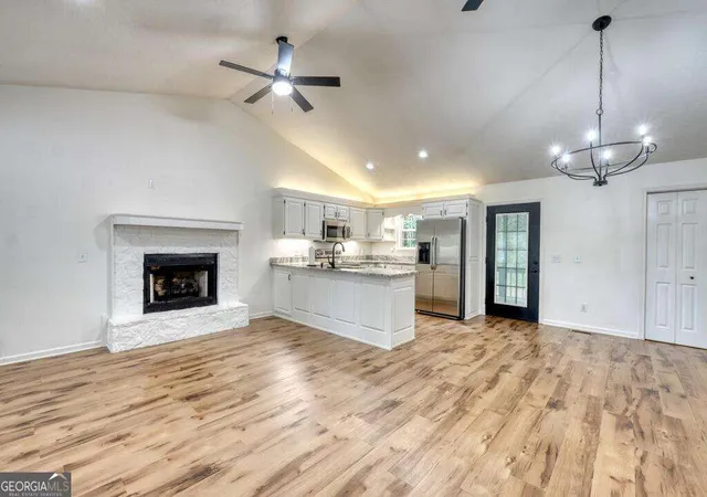 Photo 4 of Single family home for sale at 754 Honeysuckle Ln, Blairsville, GA 30512 | MLS# 10840959 | Listing updated on 2026-09-19