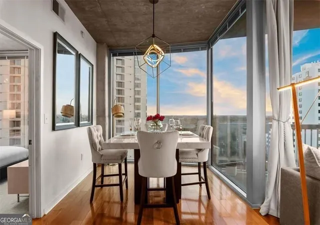 Photo 3 of Condo for sale at 3324 Peachtree Rd #902, Atlanta, GA 30326 | MLS# 10842040 | Listing updated on 2026-09-22