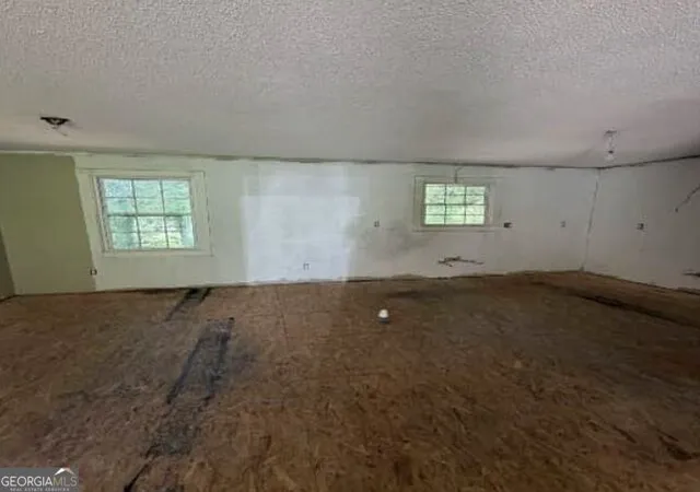 Photo 3 of Single family home for sale at 9 Pine Vista Cir, Cartersville, GA 30120 | MLS# 10837216 | Listing updated on 2026-09-15