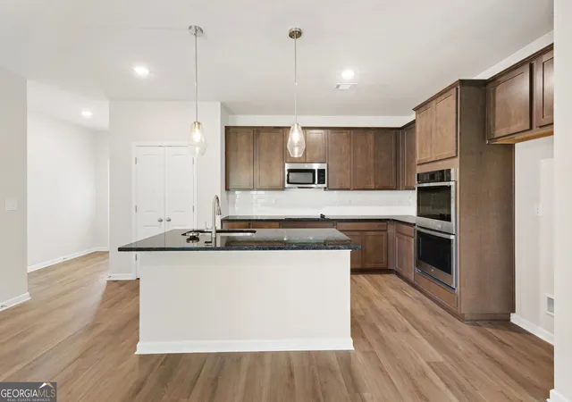 Photo 3 of Single family home for sale at 1179 Dickens Rd, Greensboro, GA 30642 | MLS# 10835960 | Listing updated on 2026-09-13