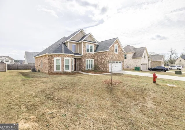 Photo 3 of Single family home for sale at 613 Jeffery Thomas Dr, Bonaire, GA 31005 | MLS# 10835938 | Listing updated on 2026-09-13