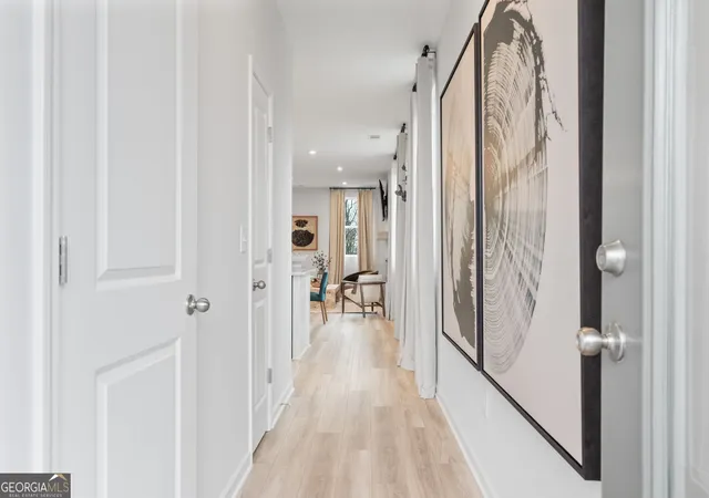 Photo 2 of Townhouse for sale at 532 Crown Ridge Dr, Cartersville, GA 30120 | MLS# 10835152 | Listing updated on 2026-09-11
