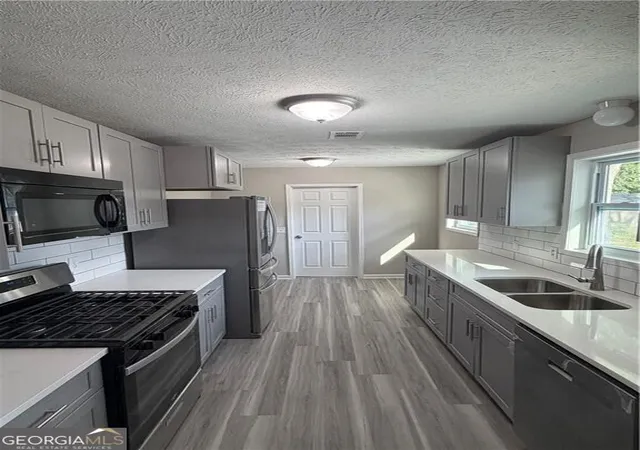 Photo 3 of Single family home for sale at 3321 Mustang Dr, Powder Springs, GA 30127 | MLS# 10853645 | Listing updated on 2026-10-09
