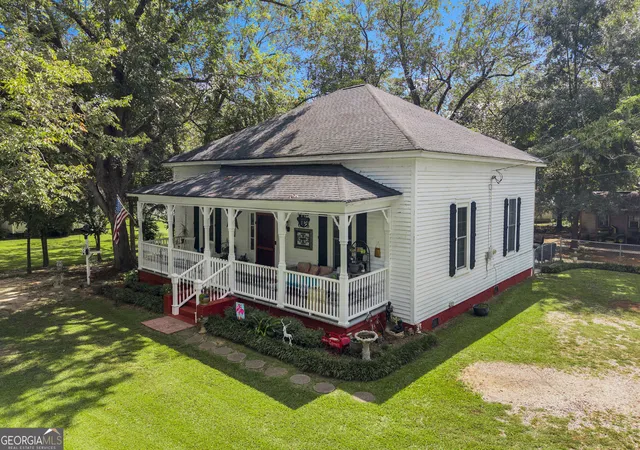 Photo 4 of Single family home for sale at 103 Liberty Hl St, Milner, GA 30257 | MLS# 10824033 | Listing updated on 2026-09-28