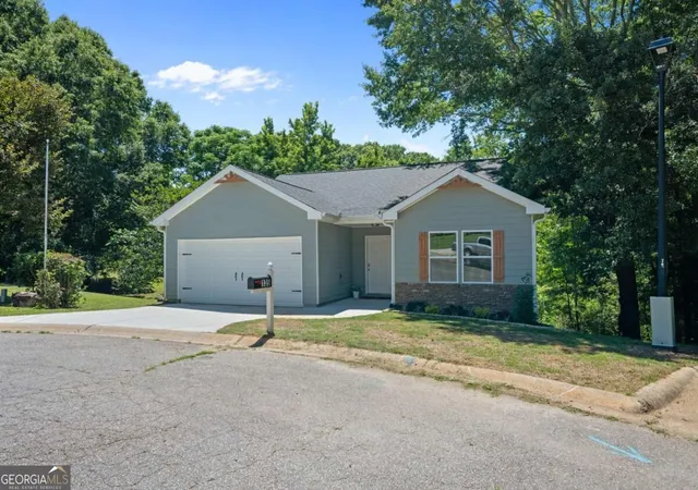 Photo 1 of Single family home for sale at 135 Tyrus Ln, Royston, GA 30662 | MLS# 10843385 | Listing updated on 2026-09-27