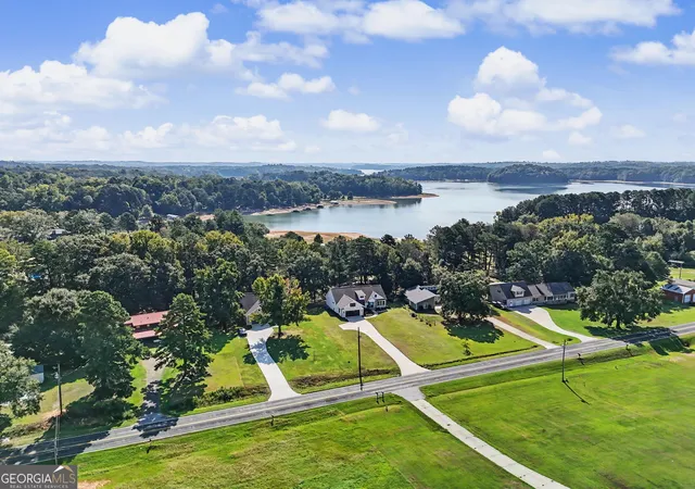 Photo 2 of Sale Pending at 701 Coneross Crk Rd, Seneca, SC 29678 | MLS# 10837803 | Listing updated on 2026-09-17