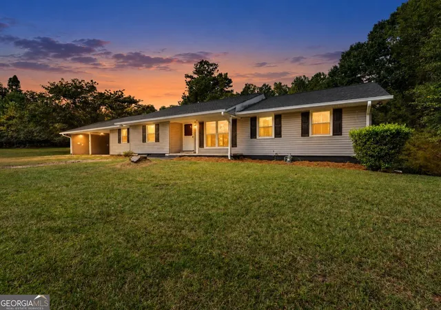 Photo 2 of Single family home for sale at 5626 Cool Springs Rd, Gainesville, GA 30506 | MLS# 10842586 | Listing updated on 2026-10-23