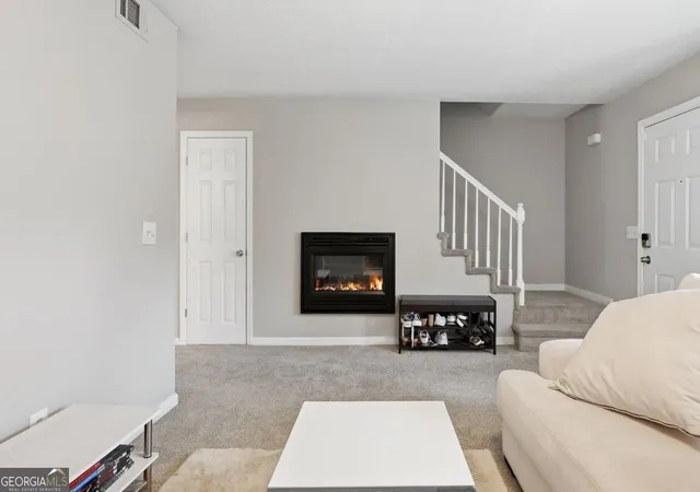 Photo 3 of Townhouse for sale at 1445 Springleaf Cir SE, Smyrna, GA 30080 | MLS# 10771801 | Listing updated on 2026-09-14