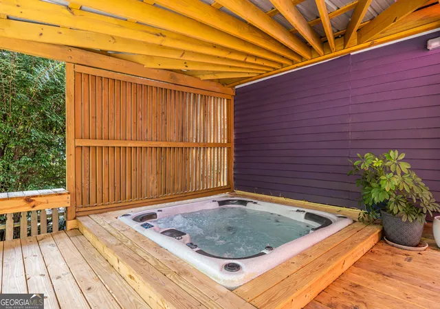 Photo 4 of Single family home for sale at 608 Grant St SE, Atlanta, GA 30312 | MLS# 10841340 | Listing updated on 2026-09-14