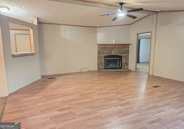Photo 3 of Manufactured home for sale at 1071 County Rd 491, Lafayette, AL 36862 | MLS# 10847266 | Listing updated on 2026-09-30