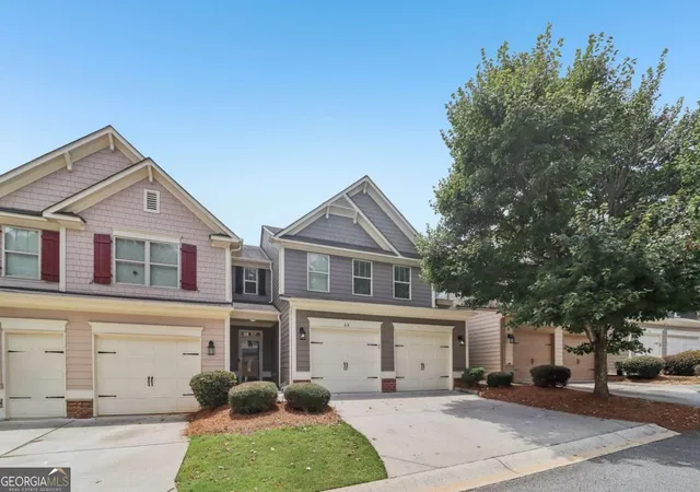 Photo 2 of Townhouse for sale at 55 Grampian Wy, Marietta, GA 30008 | MLS# 10806282 | Listing updated on 2026-10-01