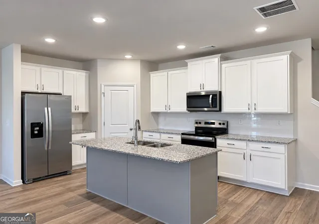 Photo 3 of Townhouse for sale at 3427 Palmer Dr Rd #36, Loganville, GA 30052 | MLS# 10837655 | Listing updated on 2026-09-11