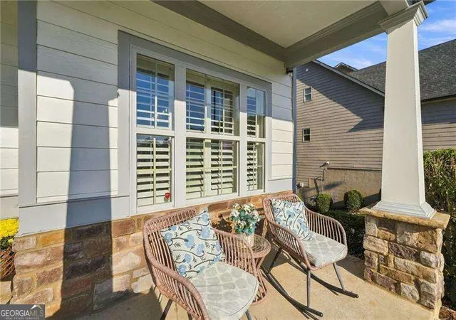 Photo 4 of Single family home for sale at 1107 Blankets Crk Dr, Canton, GA 30114 | MLS# 10877077 | Listing updated on 2026-10-31