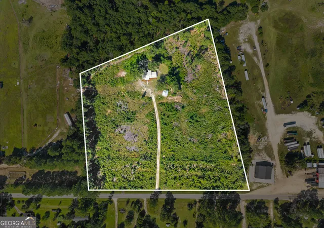 Photo 3 of Single family home for sale at 475 Perkins Rd, Millen, GA 30442 | MLS# 10838425 | Listing updated on 2026-10-12