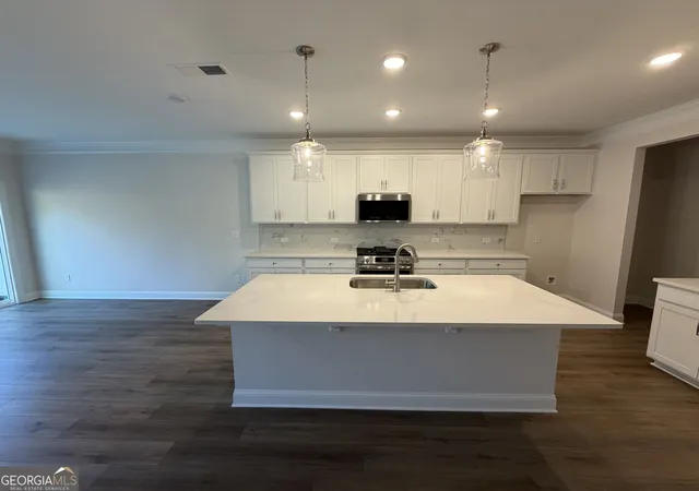 Photo 3 of Townhouse for sale at 10 Trace Blf, Dawsonville, GA 30534 | MLS# 10765913 | Listing updated on 2026-09-11