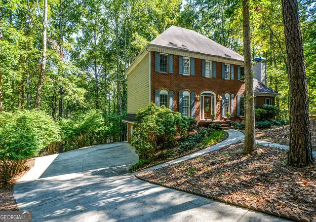 Photo 3 of Single family home for sale at 3515 Stone Cliff Way, Woodstock, GA 30189 | MLS# 10842289 | Listing updated on 2026-09-09
