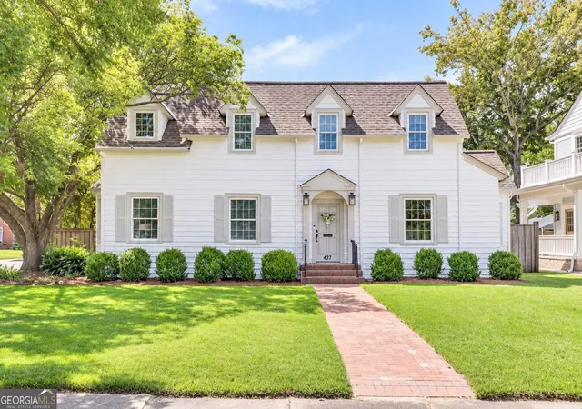 Photo 1 of Single family home for sale at 437 E 53rd Street, Savannah, GA 31405 | MLS# 10846447 | Listing updated on 2026-09-22