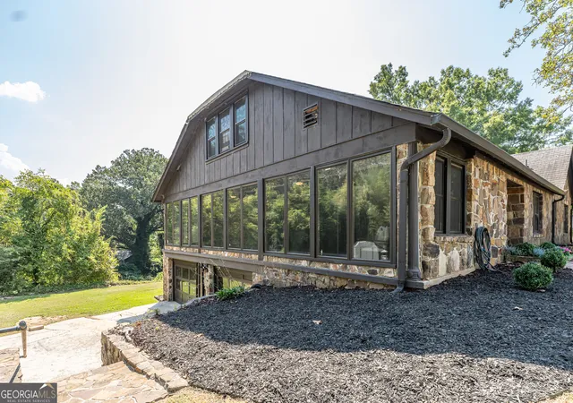 Photo 4 of Single family home for sale at 20 Lindberg Dr NE, Rome, GA 30161 | MLS# 10843548 | Listing updated on 2026-09-24
