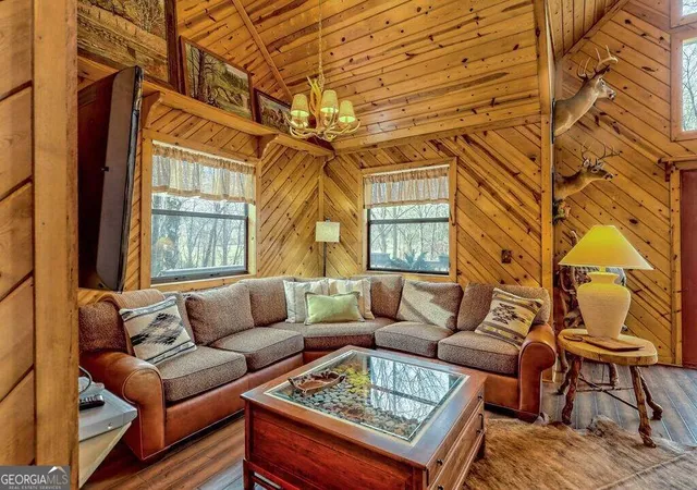 Photo 4 of Single family home for sale at 3195 Creekview Rd, Hiawassee, GA 30546 | MLS# 10879471 | Listing updated on 2026-10-28